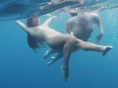 デカパイ, フェティッシュ, 公共, ロシア人, 水着, ティーン, オッパイの, 水中