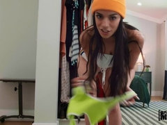 Enthousiasteling, Amerikaans, Pijpbeurt, Diep in de keel, Hondjeshouding, 1 man 2 vrouwen, Zoenen, Doordringend