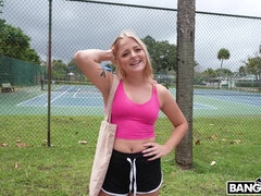 18 ans, Amateur, Cul, Blonde, Mignonne, De plein air, Softcore, Adolescente