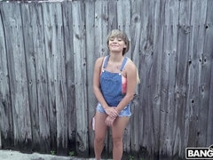 18 jaar, Grote kont, Blond, Pijpbeurt, Sperma in mond, Hondjeshouding, Onschuldig, Rijden