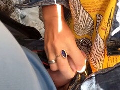 素人, フランス人, 手コキする, 下着, 母, アウトドア, パンティ, 公共