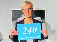 Gros cul, Blonde, Sucer une bite, En levrette, Mature, Mère que j'aimerais baiser, Cheveux courts, Nénés