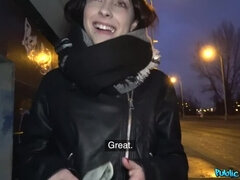 Leie, Blasen, Auto, Tschechisch, Hundestellung, Handjob, Pov, Öffentlich