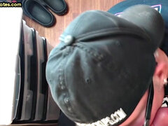 素人, フェラチオ, イマラチオ, のぞき穴, 手コキする, 自家製, 熟年, タトゥー