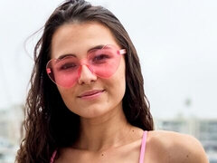 Большой член, Минет, Собачьи, Доминирование, Фетиш, От первого лица, Тощие, Сиськи