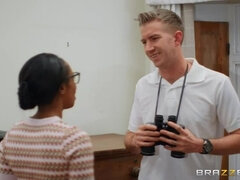 Amerikanisch, Arsch, Blasen, Braunhaarige, Europäisch, Aufs gesicht abspritzen, Italienisch, Spanner