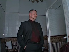 Sadomasoquismo, Tetas grandes, Alemán