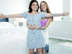 Жопа, Большой член, Минет, Собачьи, Натуральные сиськи, От первого лица, Тощие, Молоденькие