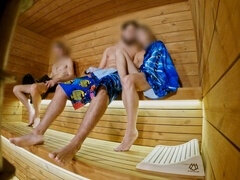 Застукали, Член, Мастурбация, На публике, Сауна