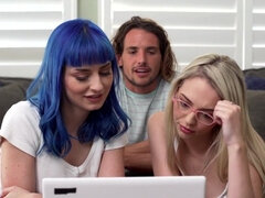 Stepsister joins the fun in a threesome with casual fucking