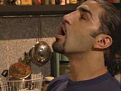 Chica, Mamada, Corridas, Sexo duro, Cocina, Lamidas, Adolescente, Clasico