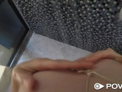 Блондинки, Минет, Брюнетки, Европейки, Сперма на лице, От первого лица, Наездница, Душ