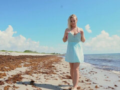 Nana, Plage, Blonde, Sucer une bite, Hard, De plein air, Public