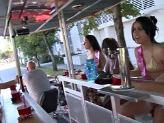 Красотки, Бикини, Голышом, Софткор, Сиськи