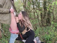 Sucer une bite, Français, Fait maison, Petite femme, Public, Suçant, Tatouage, Adolescente