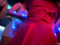 Linda, Bailar, Lesbiana, Fiesta, Estrella porno, Coño, Intercambio de parejas, Mojado