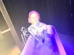 Tattoo Girl Strapon Mode ANAL & Solo