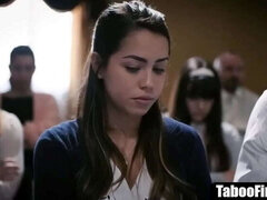 Blasen, Braunhaarige, Süss, Unschuldig, Natürlichen titten, Taboo, Jungendliche (18+)