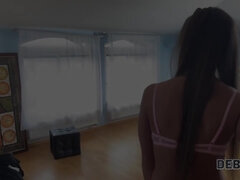 Leie, Blasen, Braunhaarige, Hd, Natürlich, Orgasmus, Pov, Tätowierung