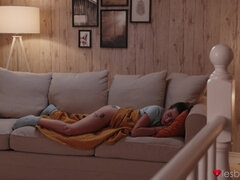 Чешки, Поцелуи, Лизание, Мастурбация, Натуральные сиськи, Пирсинг, Киски, Молоденькие