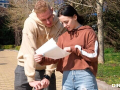 Grote lul, Pijpbeurt, Bruinharig, Hondjeshouding, Hardcore, Natuurlijke tieten, Mager, Tieten likken