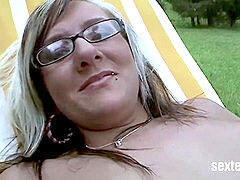 Grosser schwanz, Braunhaarige, Sperma im mund, Deutsch, Reif, Orgasmus, Im freien, Titten