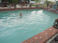 Красотки, Большой член, Брюнетки, Глубокая глотка, Черненькие, Межрасовый секс, На природе, Тощие