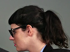 Naakte man aangeklede vrouw, Dominante vrouw, Groep