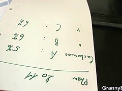 Blasen, Schwanz, Brille, Grossvater, Reif, Büro, Realität, Jungendliche (18+)