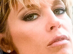 Arsch, Blondine, Fingern, Handjob, Masturbation, Milf, Muschi, Solo