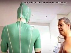Dominante vrouw, Interraciaal, Latex