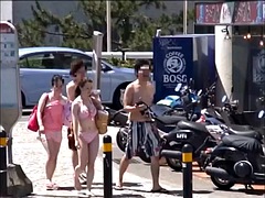 美女, デカパイ, フェラチオ, 彼氏, カップル, 手コキする, 日本人, プール