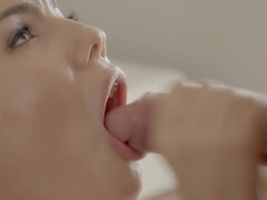 Mooi, Grote mammen, Pijpbeurt, Bruinharig, Sperma shot, Tsjechisch, Hd, Natuurlijke tieten