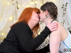Cute spark between old and young lesbian