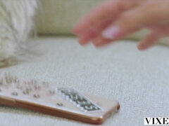 お尻, ブロンド, フェラチオ, ハードコア, 自然山雀, オマンコ, 三人, 妻