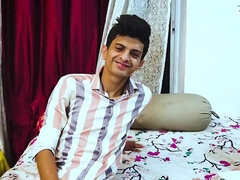 18 ans, Gros cul, Gros seins, Queue, Hard, Fait maison, Indienne, Mère que j'aimerais baiser