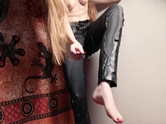 Amateur, Belleza, Loco, Fetiche, Alemán, Hd, Tetas naturales, Orinar