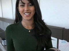 Amateur, Plage, Brunette brune, Robe, Fille latino, Pov, Chatte, Fumer