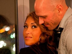 アジア人, 爸, 手コキする, ホテル, キス, 淫乱熟女, ストッキング, オッパイの