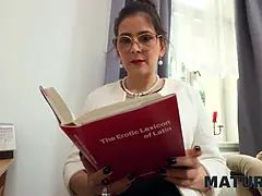 Bruinharig, Gevangen, Oudere vrouw, Tsjechisch, Aftrekken, Rijpe lesbienne, Schreeuwen