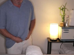 Grosser schwanz, Blasen, Braunhaarige, Handjob, Hardcore, Massage