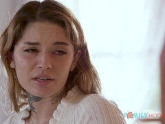 Amateur, Brunette brune, Face assise, Doigter, Lesbienne, Léchez, Seins naturels, Nénés