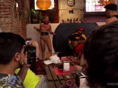 Sadomasoquismo, Dominación, Hembra, Humillación, Lesbiana, Desnudo, Afeitado, Voyeur