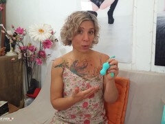 Masturbation, Mère que j'aimerais baiser, Maman, Jouets