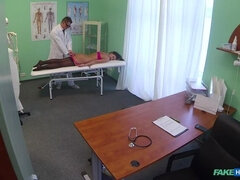 フェラチオ, 中出し, 医者, バック, マッサージ, 苦痛, のぞき, 濡れ