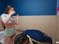 Большой член, Большие сиськи, Черные, Секс без цензуры, Натуральные сиськи, Киски, Наездница, Туалет