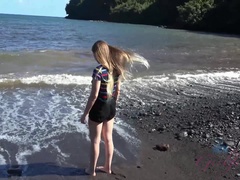 Amateur, Plage, Sucer une bite, Exhib, Petite amie, Poilue, Embrassement, Chatte