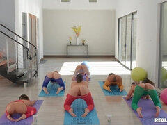 Stellung 69, Leie, Verrückt, Latina, Lesbisch, Orgie, Hintern versohlen, Titten