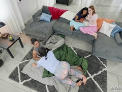 Большая жопа, Большие сиськи, Минет, Секс без цензуры, Киски, Тощие, Сиськи