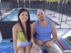 Sucer une bite, Tir de sperme, Ex petite amie, Faciale, De plein air, Petite femme, Réalité, Suçant